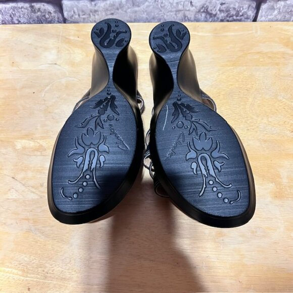 Clarks Black Leather Upper Slip On Heels Size 8.5 - Picture 7 of 7